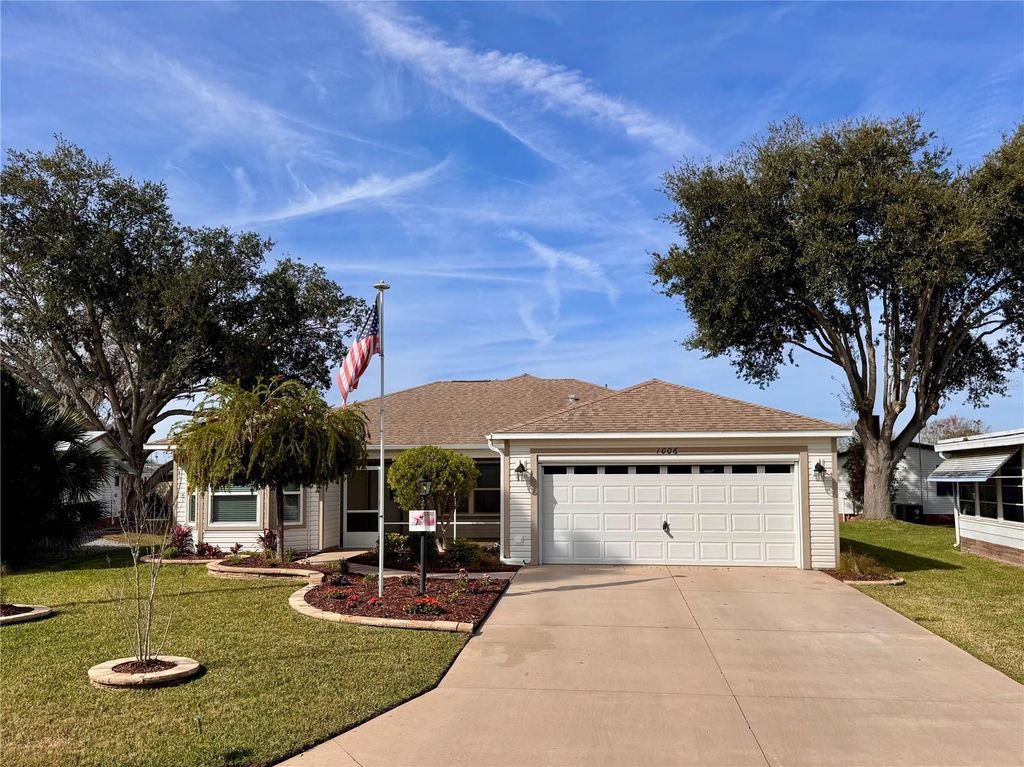 1006 ANN AVENUE, Lady Lake, FL 32159