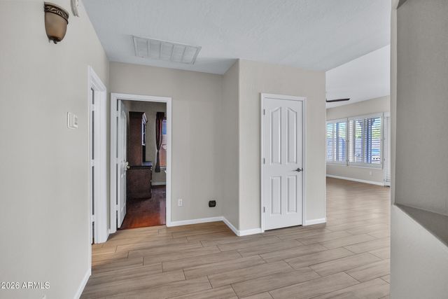 3108 E WILDWOOD Drive, Phoenix, AZ 85048