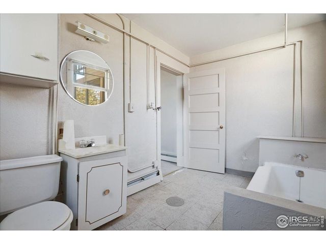 214 7th St, Windsor, CO 80550