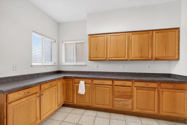 7719 Brianne Avenue NW, Albuquerque, NM 87114