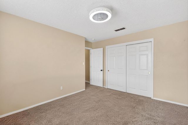 7719 Brianne Avenue NW, Albuquerque, NM 87114