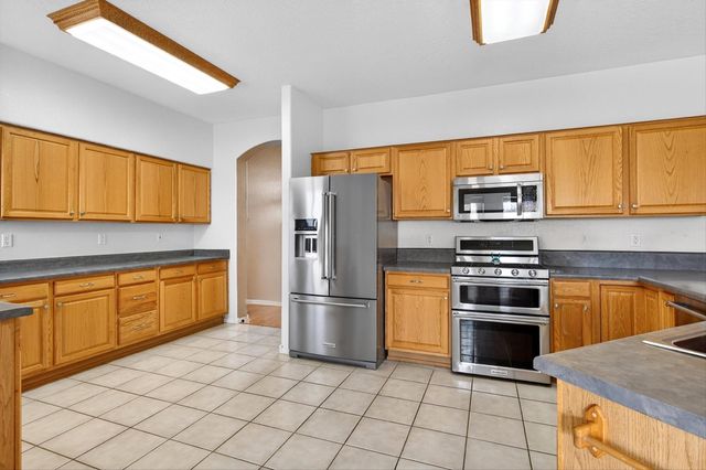 7719 Brianne Avenue NW, Albuquerque, NM 87114