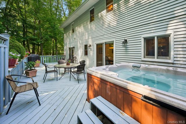 425 White Oak Road, Palisades, NY 10964
