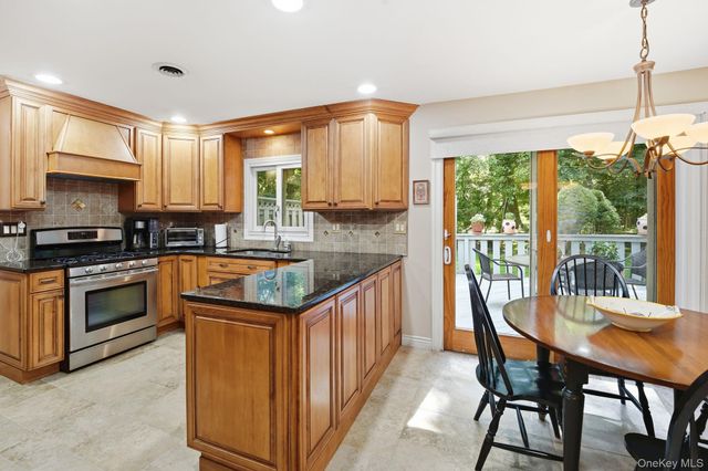 425 White Oak Road, Palisades, NY 10964
