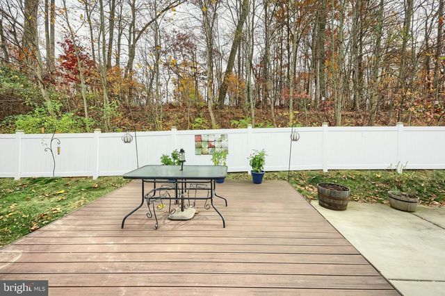 947 COUNTRYSIDE RD, Seven Valleys, PA 17360