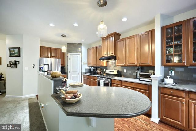 947 COUNTRYSIDE RD, Seven Valleys, PA 17360