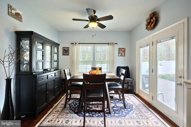 947 COUNTRYSIDE RD, Seven Valleys, PA 17360