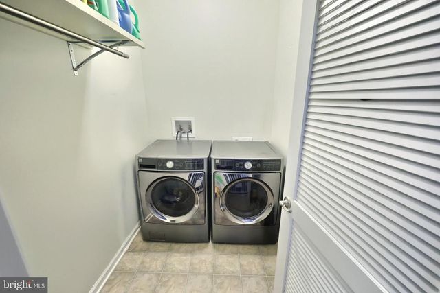 947 COUNTRYSIDE RD, Seven Valleys, PA 17360