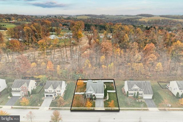 947 COUNTRYSIDE RD, Seven Valleys, PA 17360