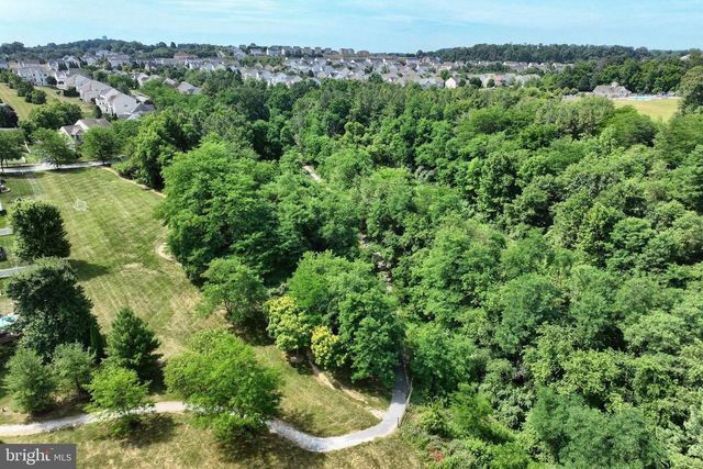 947 COUNTRYSIDE RD, Seven Valleys, PA 17360