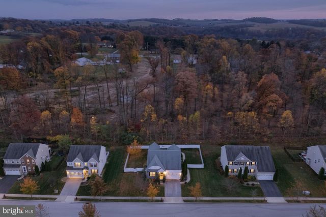 947 COUNTRYSIDE RD, Seven Valleys, PA 17360