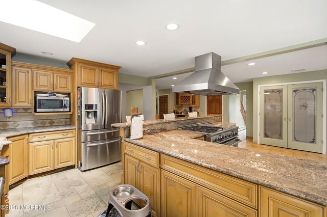 2 Persimmon Drive, Jackson, NJ 08527
