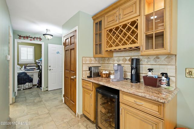 2 Persimmon Drive, Jackson, NJ 08527