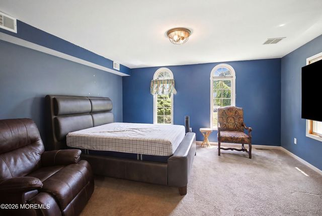 2 Persimmon Drive, Jackson, NJ 08527