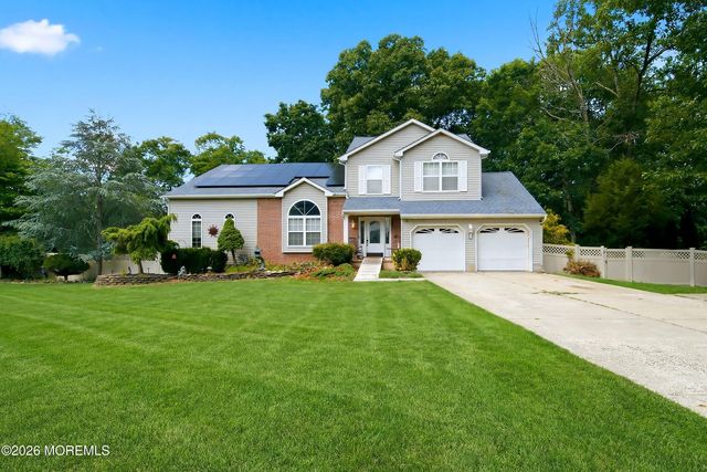 2 Persimmon Drive, Jackson, NJ 08527