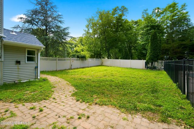 2 Persimmon Drive, Jackson, NJ 08527