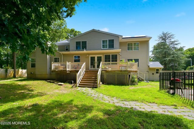 2 Persimmon Drive, Jackson, NJ 08527