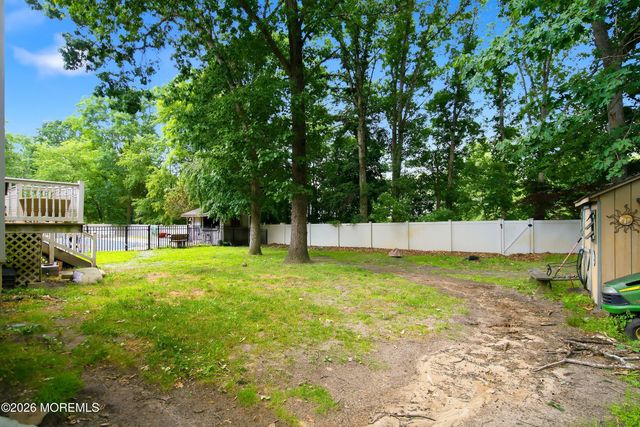 2 Persimmon Drive, Jackson, NJ 08527