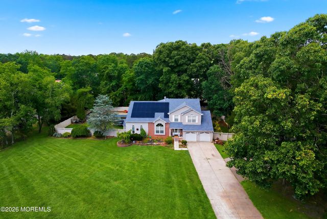 2 Persimmon Drive, Jackson, NJ 08527
