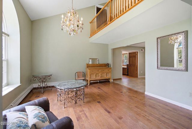2 Persimmon Drive, Jackson, NJ 08527