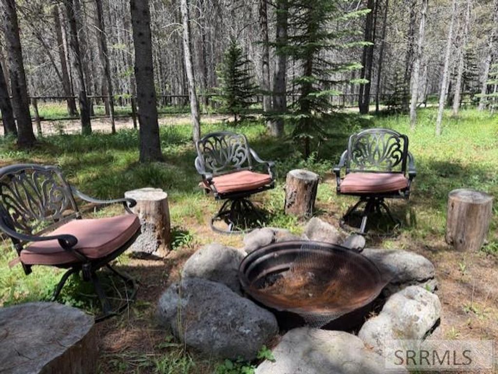 Image 9 of property listing at 4042 Marlin Drive, Island Park, ID 83429