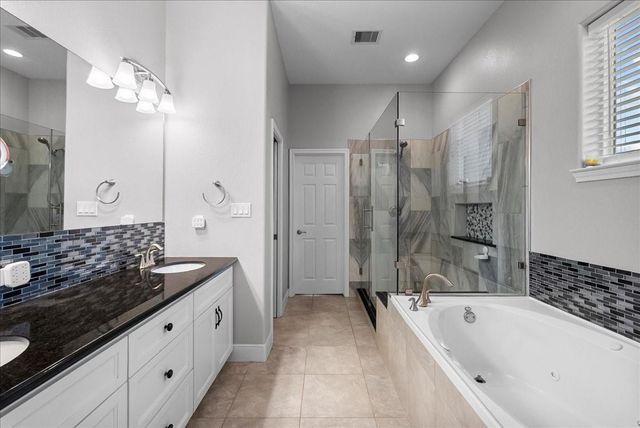 7014 Terrasso Drive, Hitchcock, TX 77563