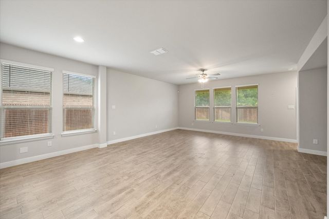 2512 Clayton Street, Glenn Heights, TX 75154