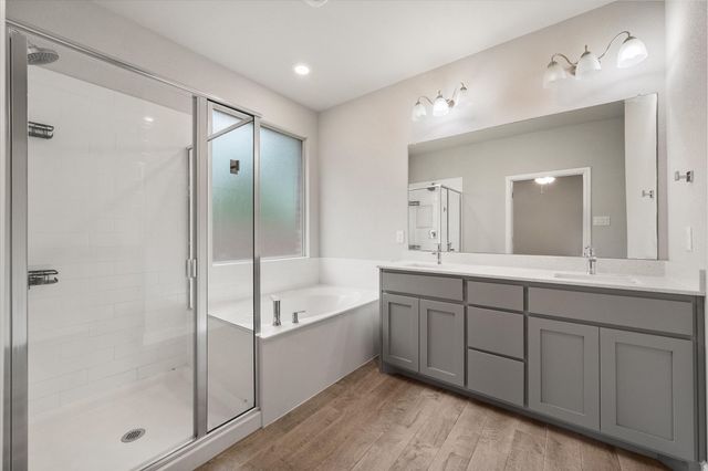 2512 Clayton Street, Glenn Heights, TX 75154