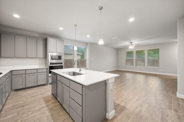 2512 Clayton Street, Glenn Heights, TX 75154