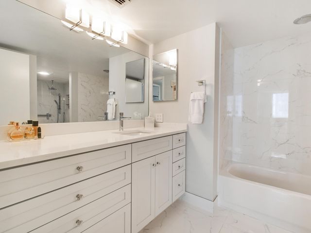 3400 N OCEAN Drive 908, Singer Island, FL 33404