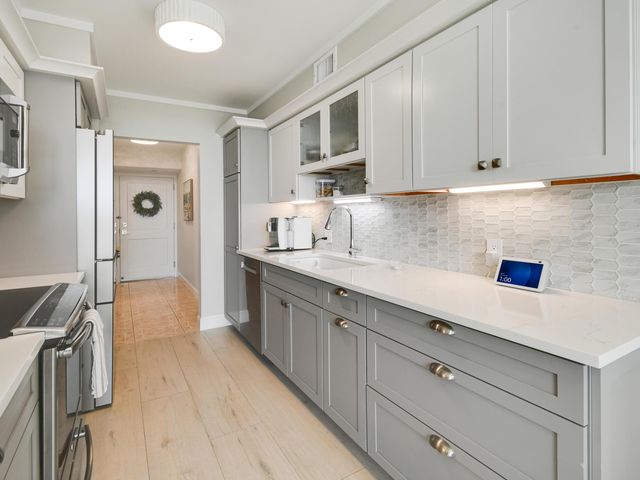 3400 N OCEAN Drive 908, Singer Island, FL 33404