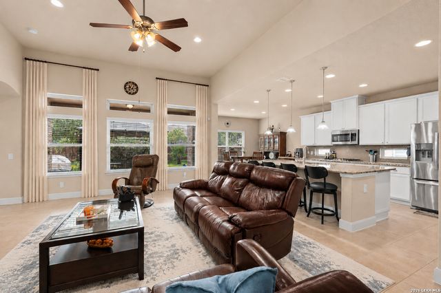 9019 Monument Parke, San Antonio, TX 78254