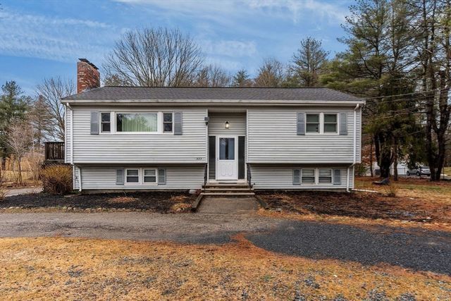 323 Flagg St 2, Bridgewater, MA 02324