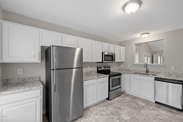 140 Melksham Road, Wake Forest, NC 27587