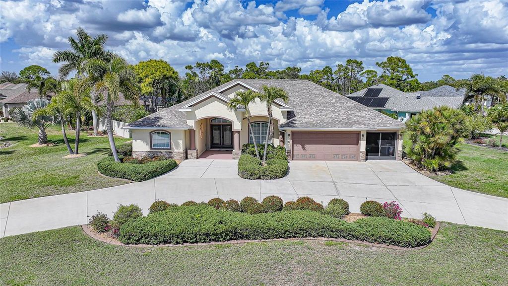 Image 1 of property listing at 176 MEDALIST ROAD, Rotonda West, FL 33947
