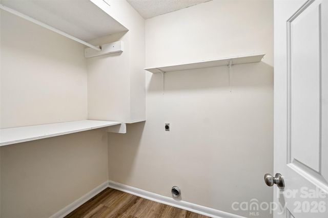 51 Wake Robin Way, Asheville, NC 28805