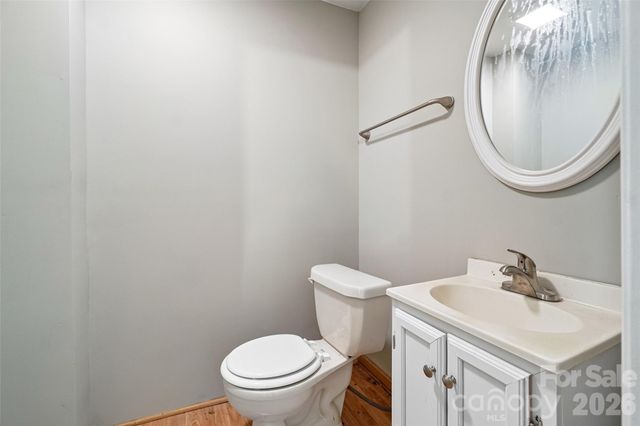 51 Wake Robin Way, Asheville, NC 28805