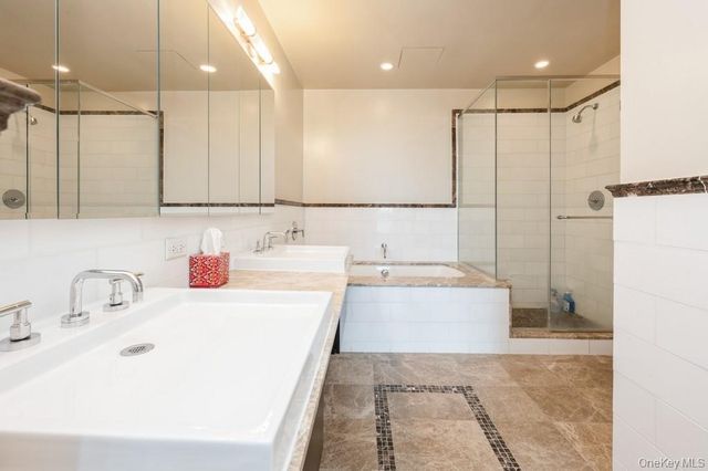 175 Huguenot Street 1604, New Rochelle, NY 10801