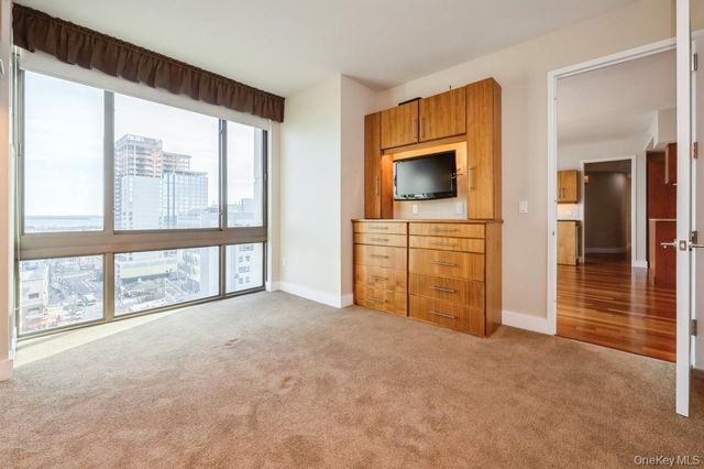 175 Huguenot Street 1604, New Rochelle, NY 10801