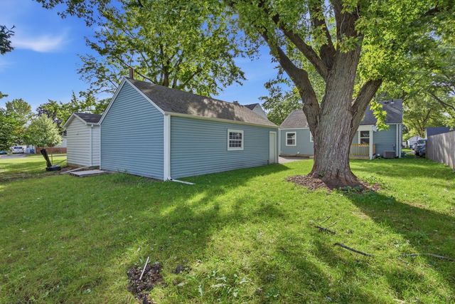 236 Ingleside Avenue, Aurora, IL 60506