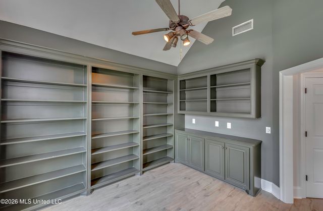 248 Oak Park Drive, Madison, MS 39110