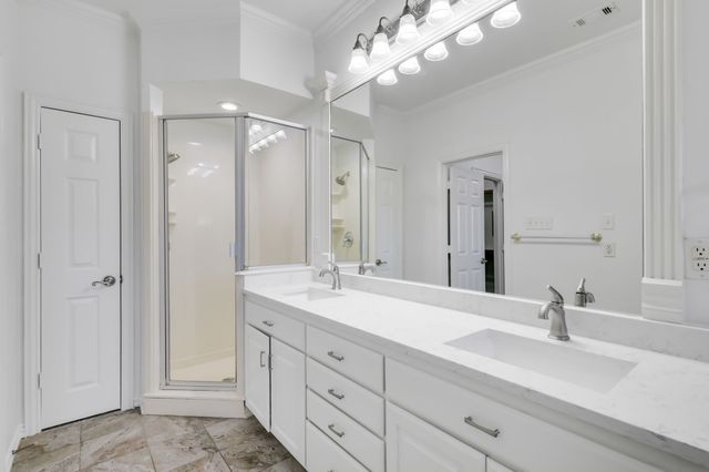 2540 Corbeau Drive, Irving, TX 75038