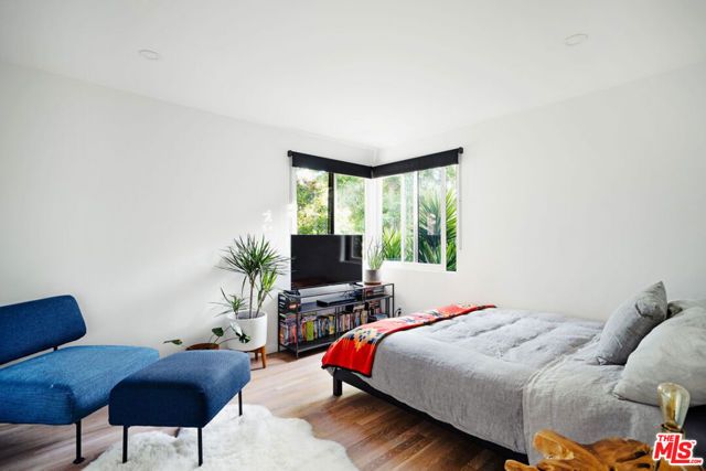 25761 Vista Verde Drive, Calabasas, CA 91302