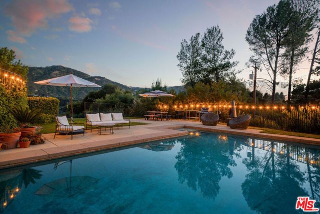 25761 Vista Verde Drive, Calabasas, CA 91302