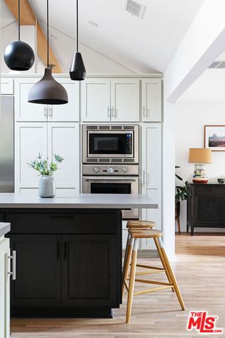 25761 Vista Verde Drive, Calabasas, CA 91302