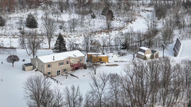 28730 Mickle Street, Gotham, WI 53540