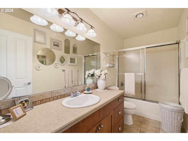 3772 GRACIE Pl, Longview, WA 98632