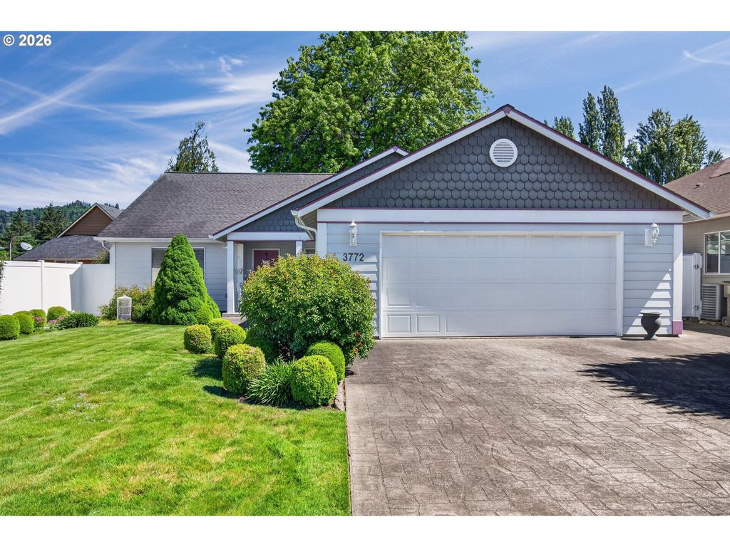 3772 GRACIE Pl, Longview, WA 98632