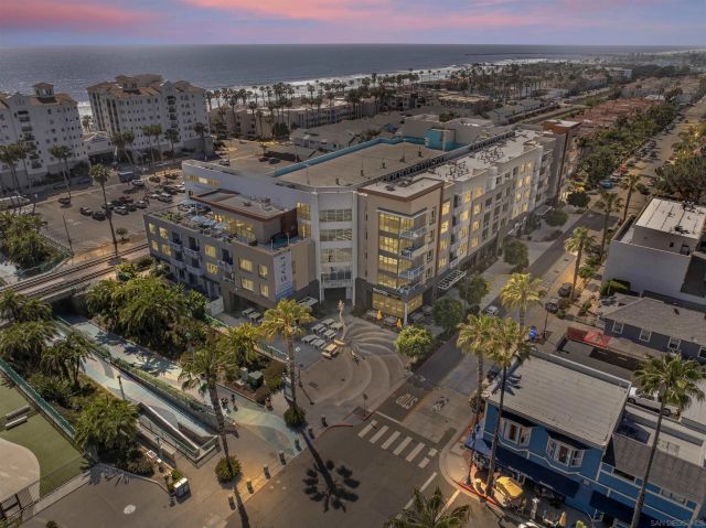 355 N Cleveland Street, Oceanside, CA 92054