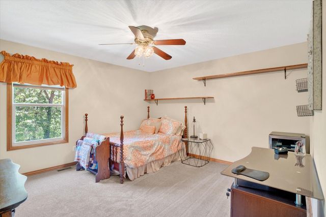 300 Alice Place, Ozark, MO 65721